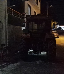 Alaca’da Traktör Kazası: 3 Araca Çarparak Durabildi!