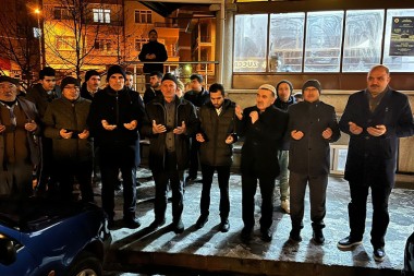 Alaca'da umre yolcuları dualarla uğurlandı