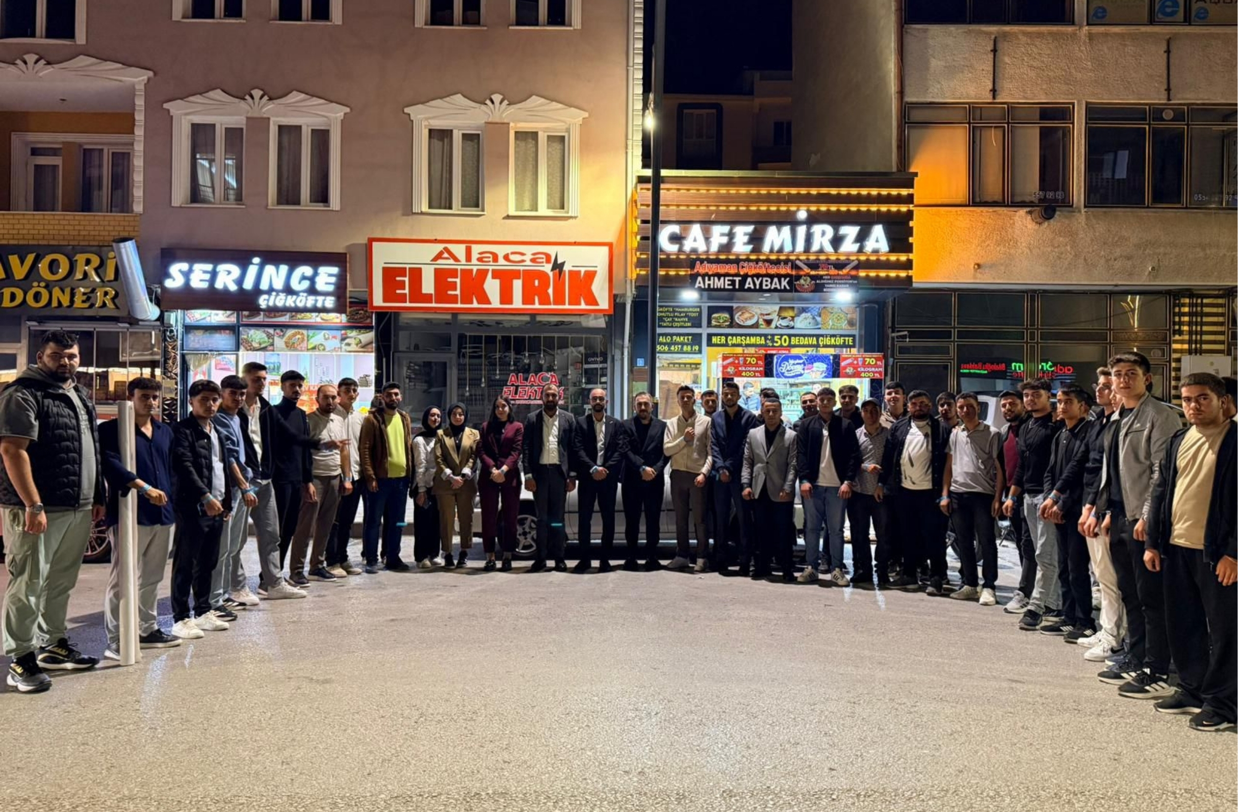 AK Parti Alaca Gençlik Kolları’ndan “Mahallede Gençiz” programı