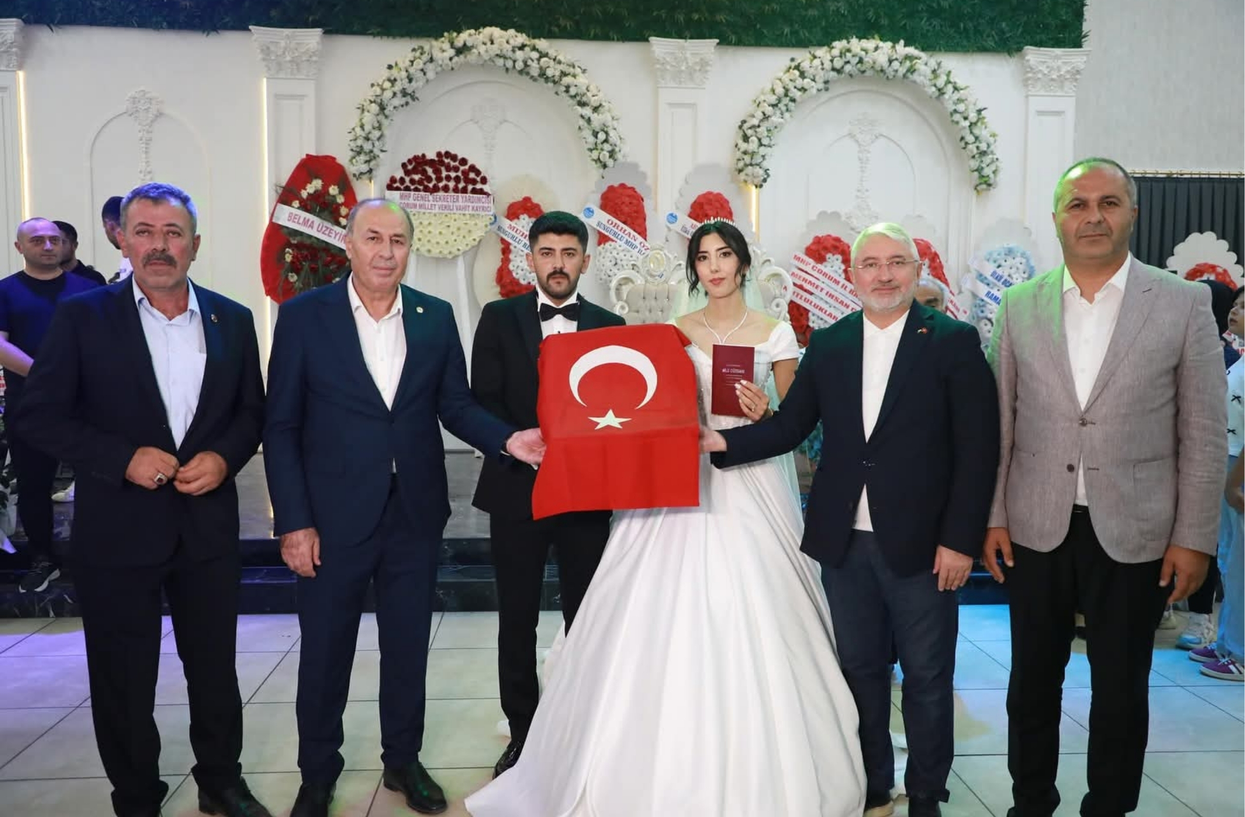 Arslan ve Özdemir ailelerinin mutlu günü