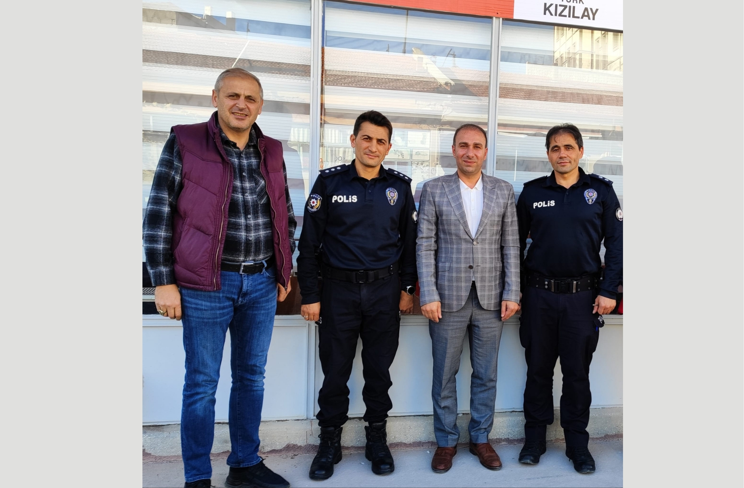 Alaca Emniyeti Kızılay Şubesini ziyaret etti