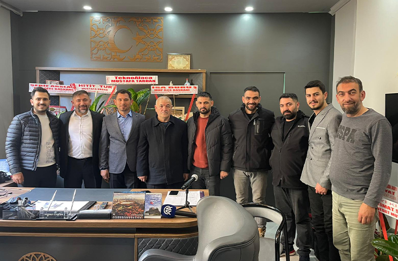 Alaca Esnaf Odası Başkan Adayı  Bayat’tan Alacahaber’e ziyaret
