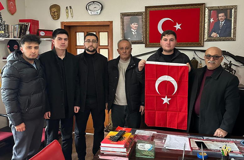 Alaca Ülkü Ocakları'ndan Şehit Aileleri ve Gaziler Derneği'ne ziyaret