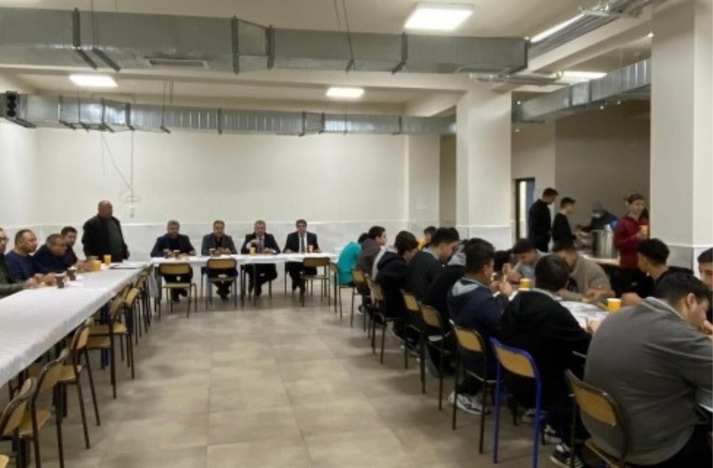 Alaca’da İmam Hatip Haftası birlik ve kardeşlik sofrasında kutlandı