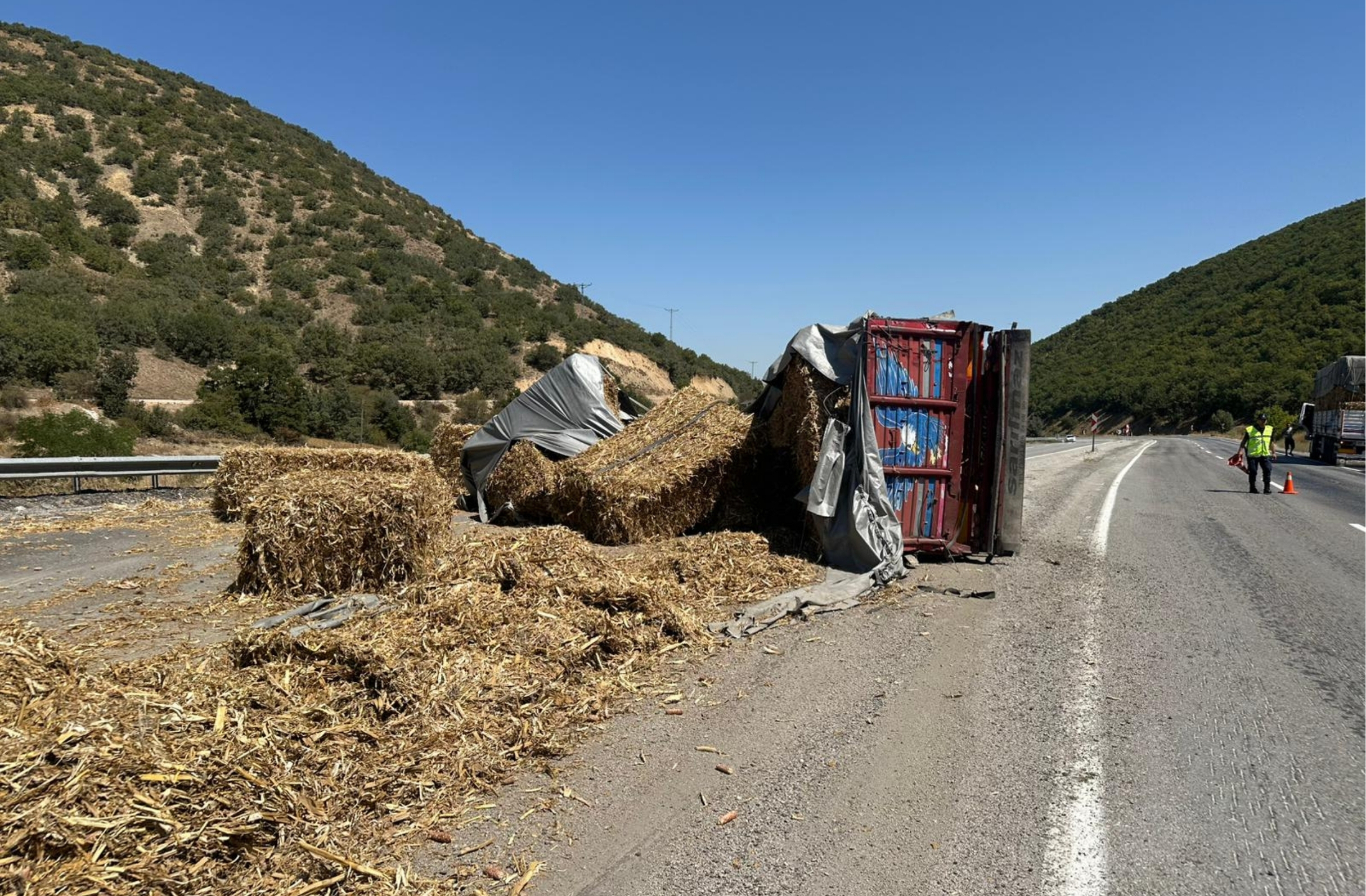 Çorum Alaca Karayolu’nda tır kazası: 1 yaralı