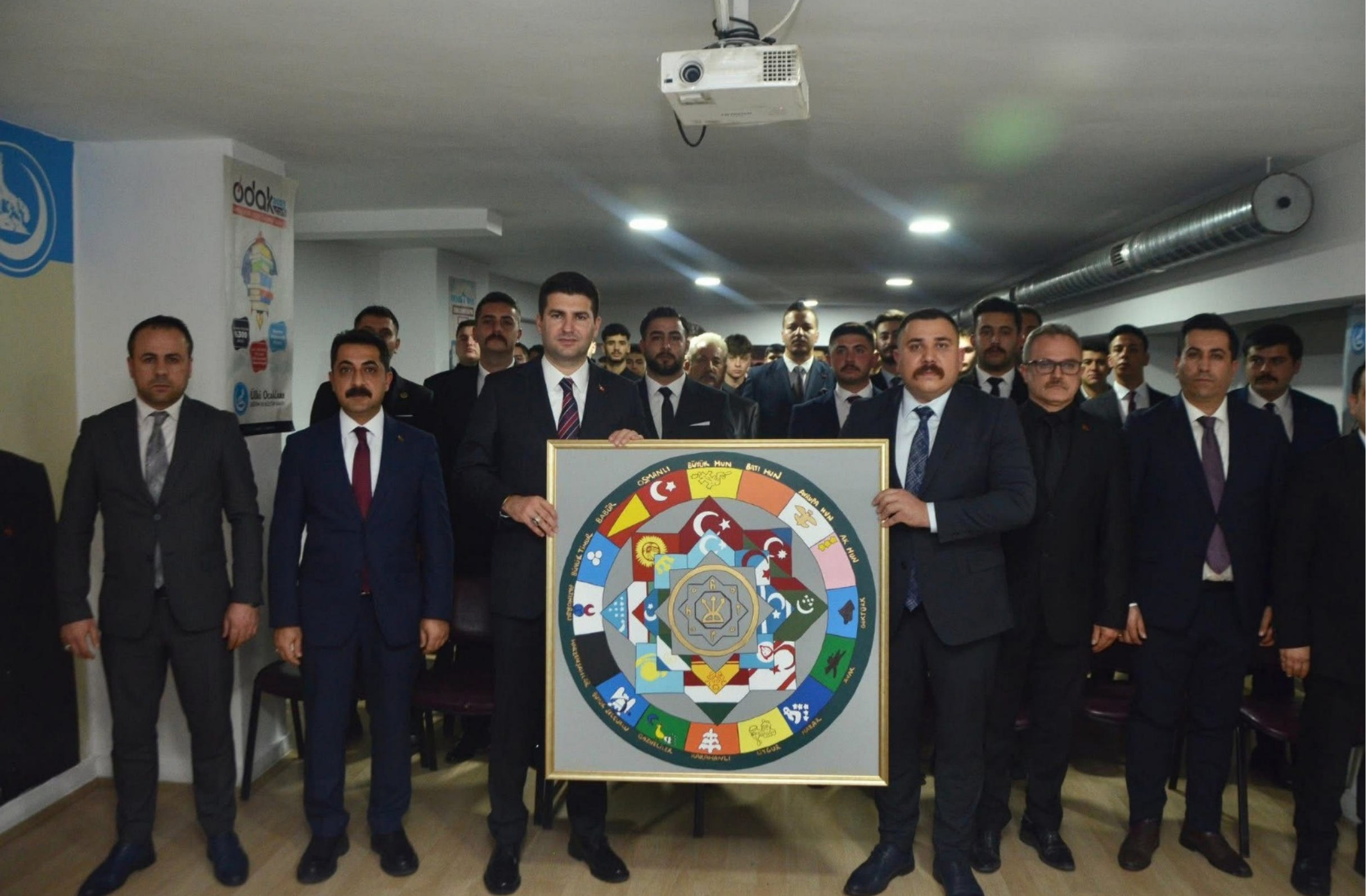 Ülkü Ocakları Genel Başkanı Ahmet Yiğit Yıldırım Çorum’da teşkilatlarla buluştu